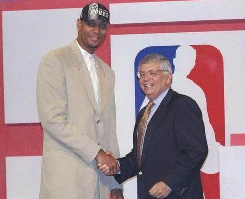 让专注防守 让专注防守