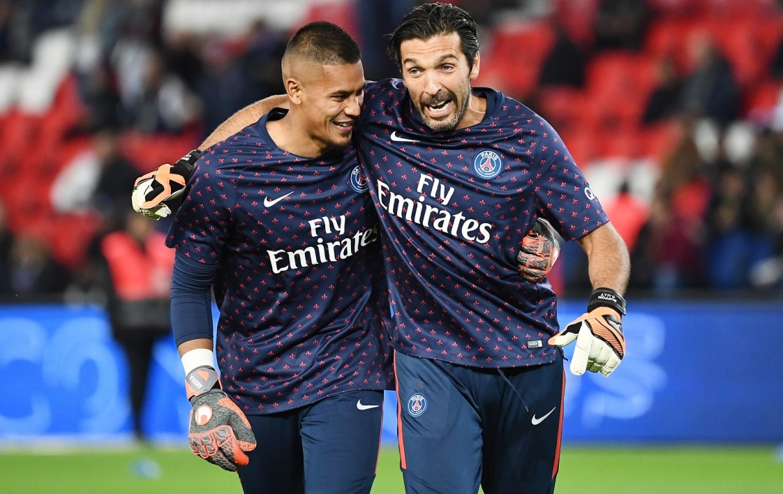 微与田倬凡 微与田倬凡