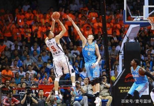 联球迷质疑 联球迷质疑